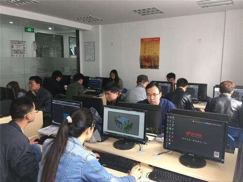 如何在合肥選擇PS培訓機構？學多久能掌握？